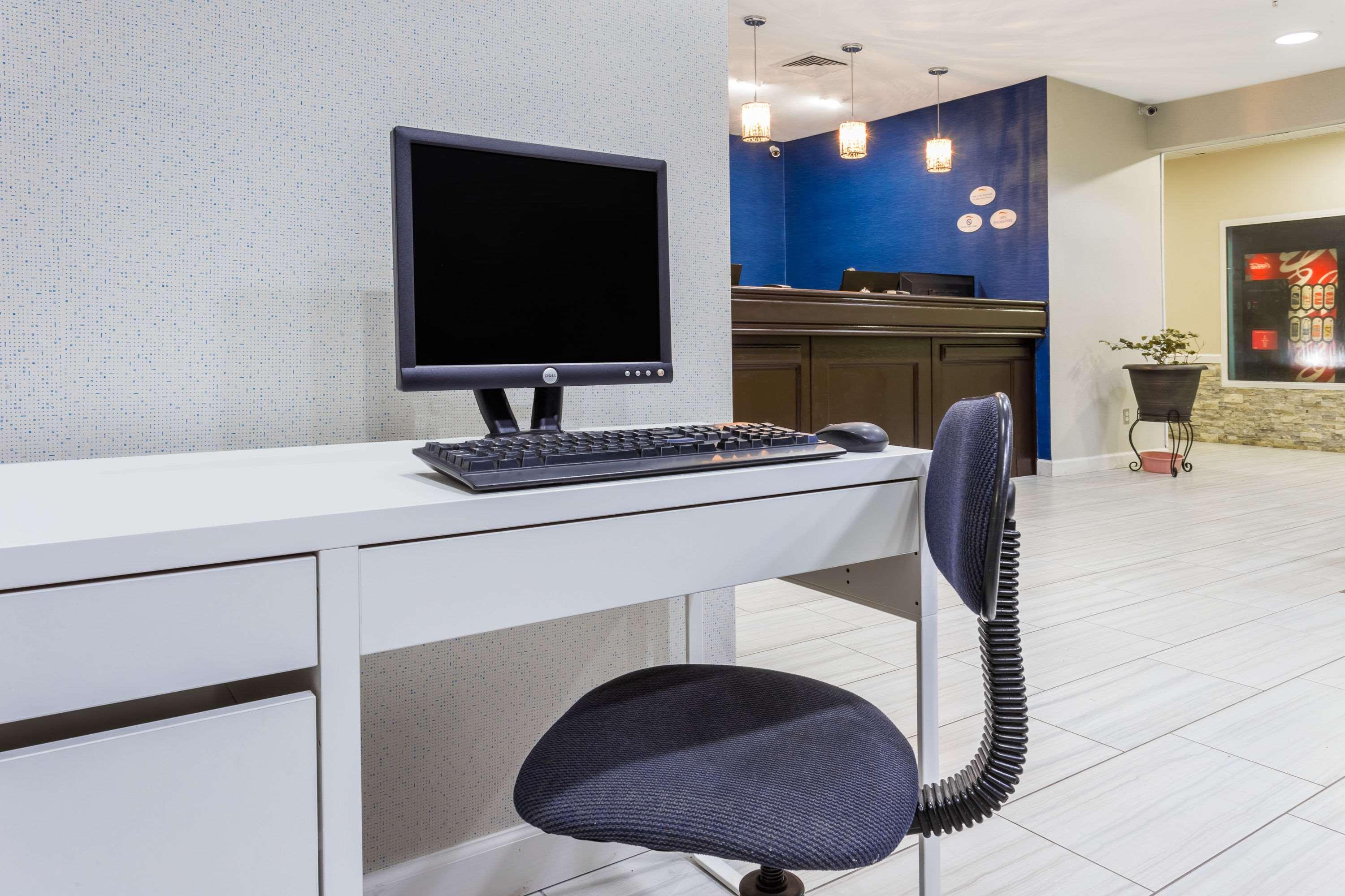Baymont By Wyndham Anderson Hotel Ngoại thất bức ảnh