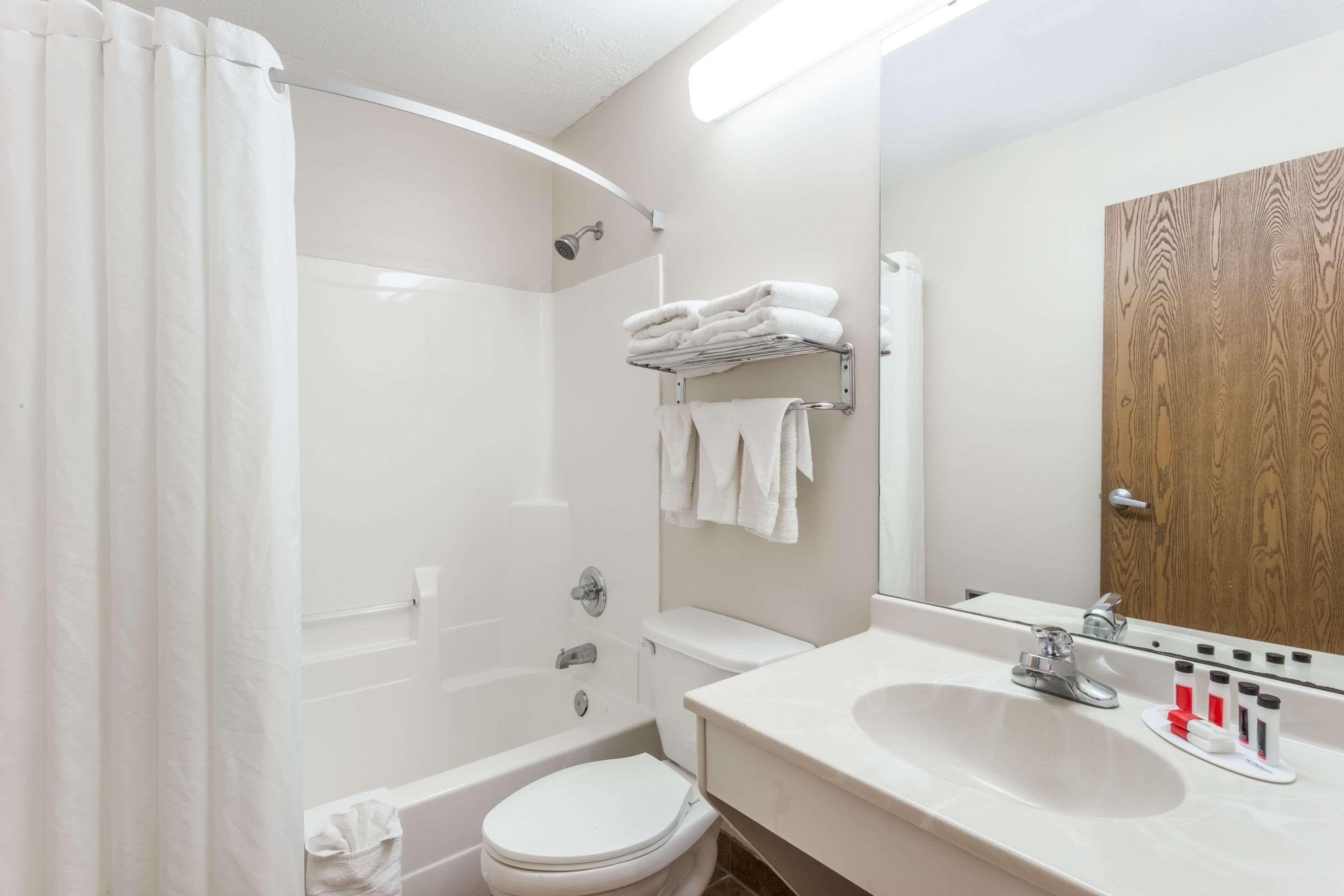 Baymont By Wyndham Anderson Hotel Ngoại thất bức ảnh